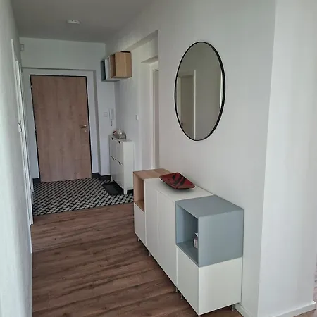 아파트 Apartma 575 스트라코니체